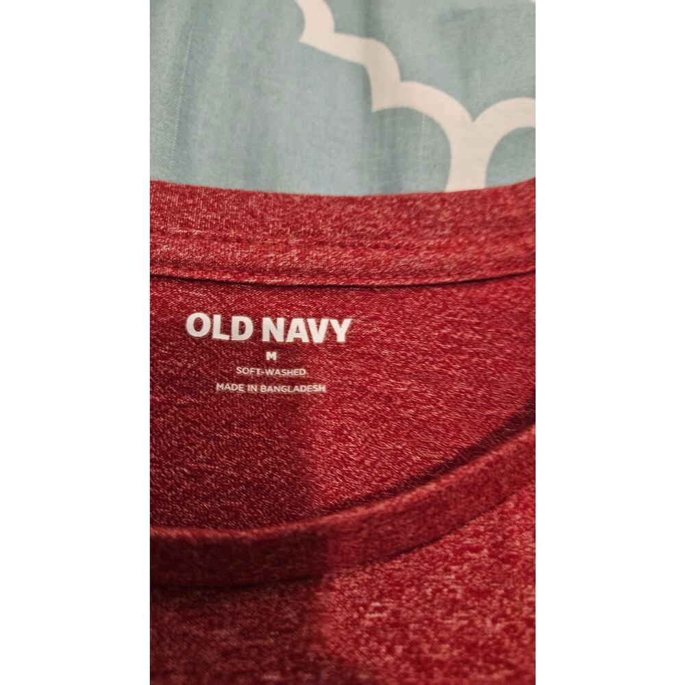Old Navy Women’s Long Sleeve Medium Red Crew Neck Cotton / Polyester Blend Shirt - Picture 3 of 8